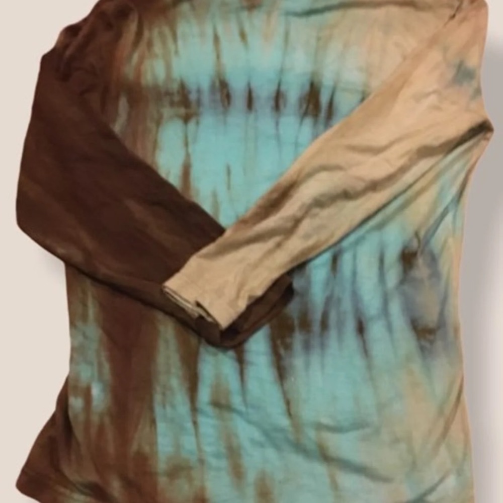 NWT - Casual freedom top - Picture 11 of 15